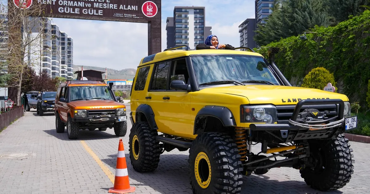 ankara-keciorende-ozel-bireylere-ozel-offroad-konvoyu-ge8pB126.webp