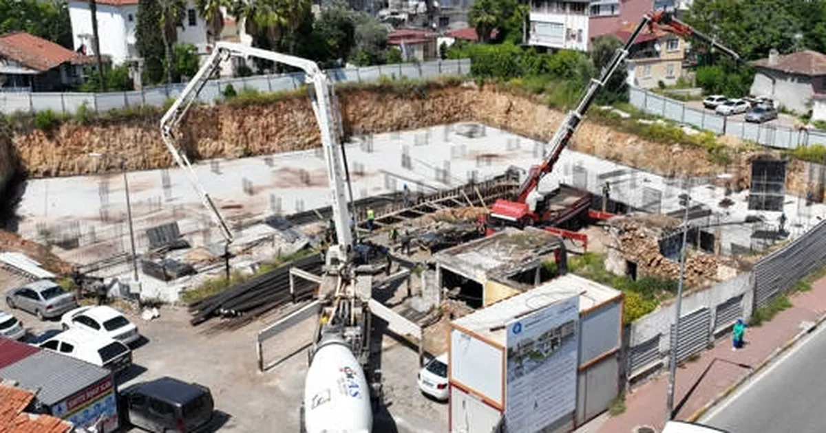 antalyada-kentsel-yenileme-proje-calismalari-yeniden-basladi-yn2L8Q3N.webp