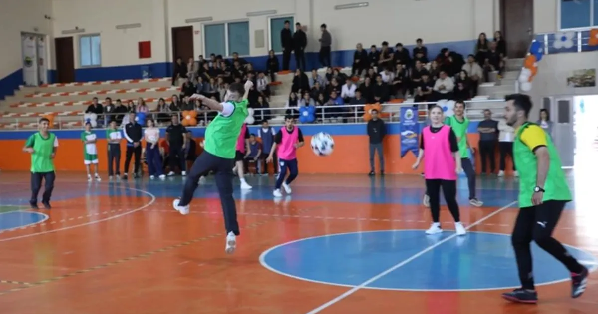 bursa-inegolde-engeller-sahada-asildi-X19v6CQ3.webp