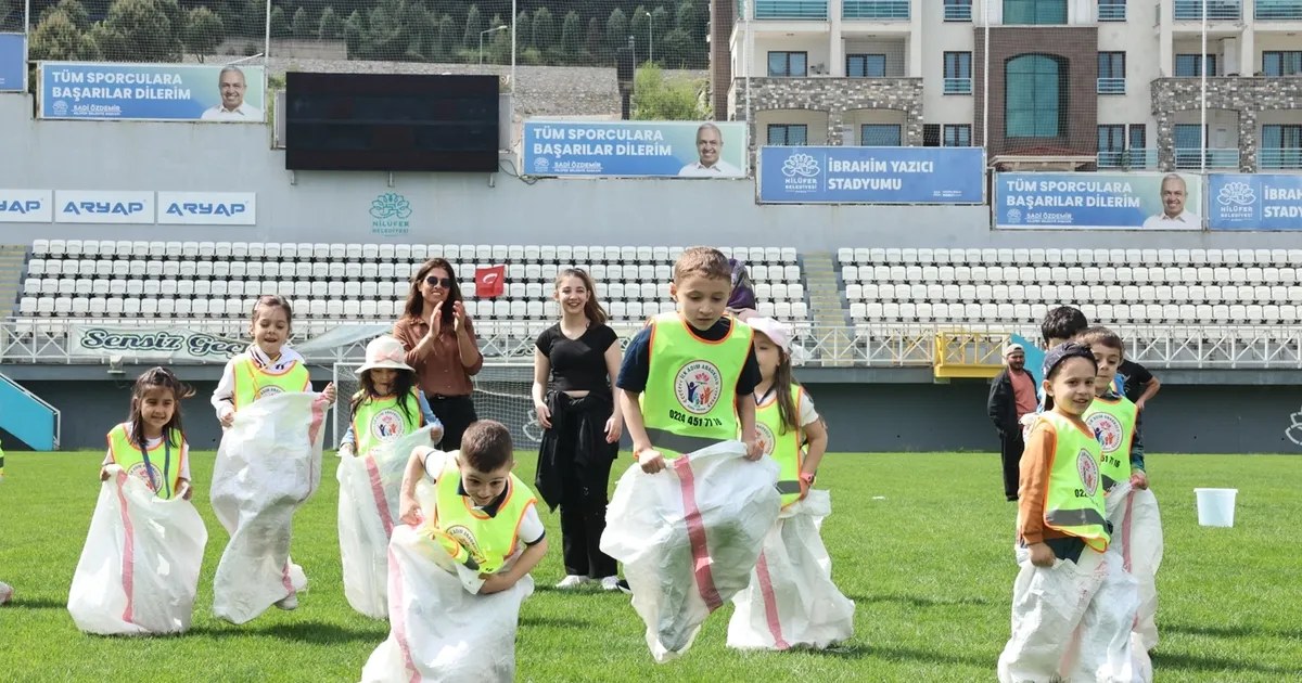 bursa-niluferde-miniklerden-tatli-mucadele-qMcUUxDd.webp
