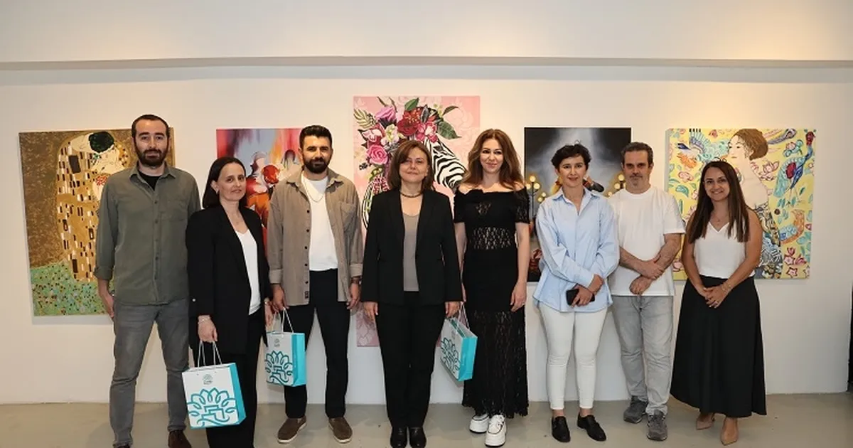 bursa-niluferde-yetiskinlerin-sergisi-izlenime-acildi-KdkCmzuL.webp
