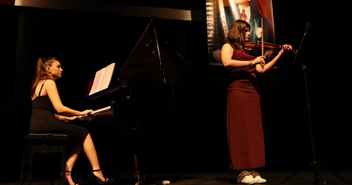 bursa-niluferde-yil-sonu-konserleri-basladi-BzdnzN9H.webp