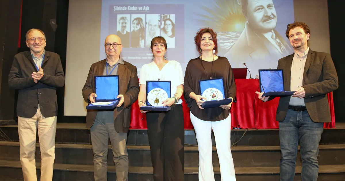 bursada-n-zim-hikmet-siir-odulu-sahibini-buldu-fNASRdV9.webp