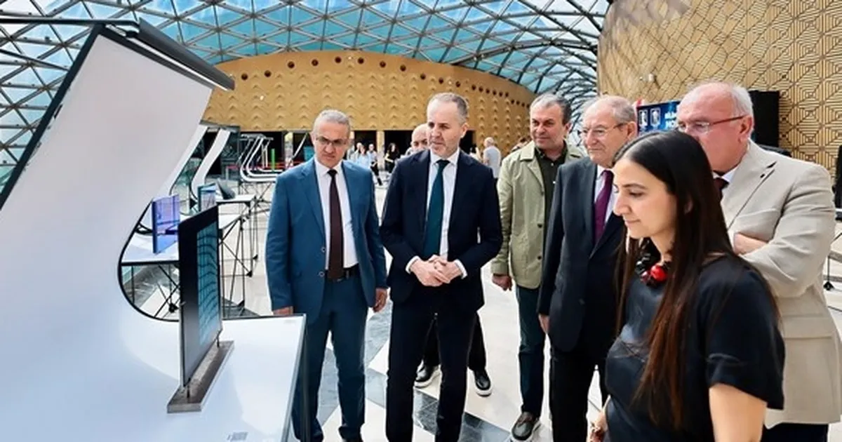 camin-buyusu-denizlide-bulustu-rnFLLCBs.webp