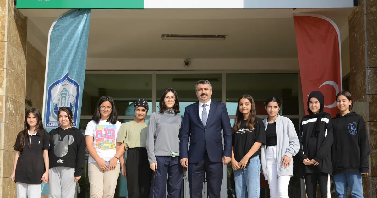 genclerin-kalbi-bursa-yildirimda-atacak-ZJNydBXp.webp