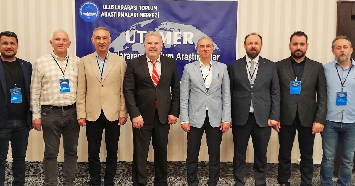 izmirde-taekwondo-ve-teknoloji-bulusmasi-cJZ3rVXb.webp