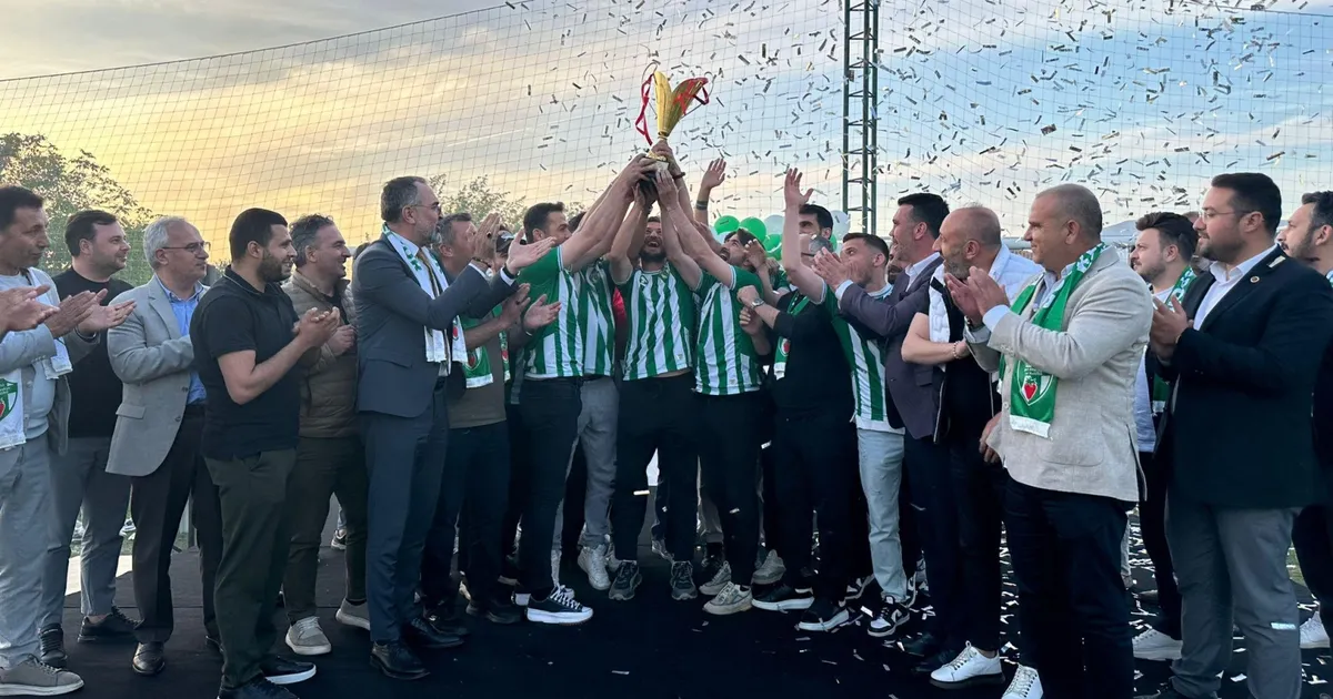 kestelde-birliktelik-sampiyonluk-getirdi-ASbyGlkm.webp