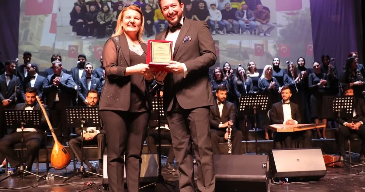 kocaeli-izmitte-halk-muzigi-coskusu-yasandi-3qrdYwLr.webp