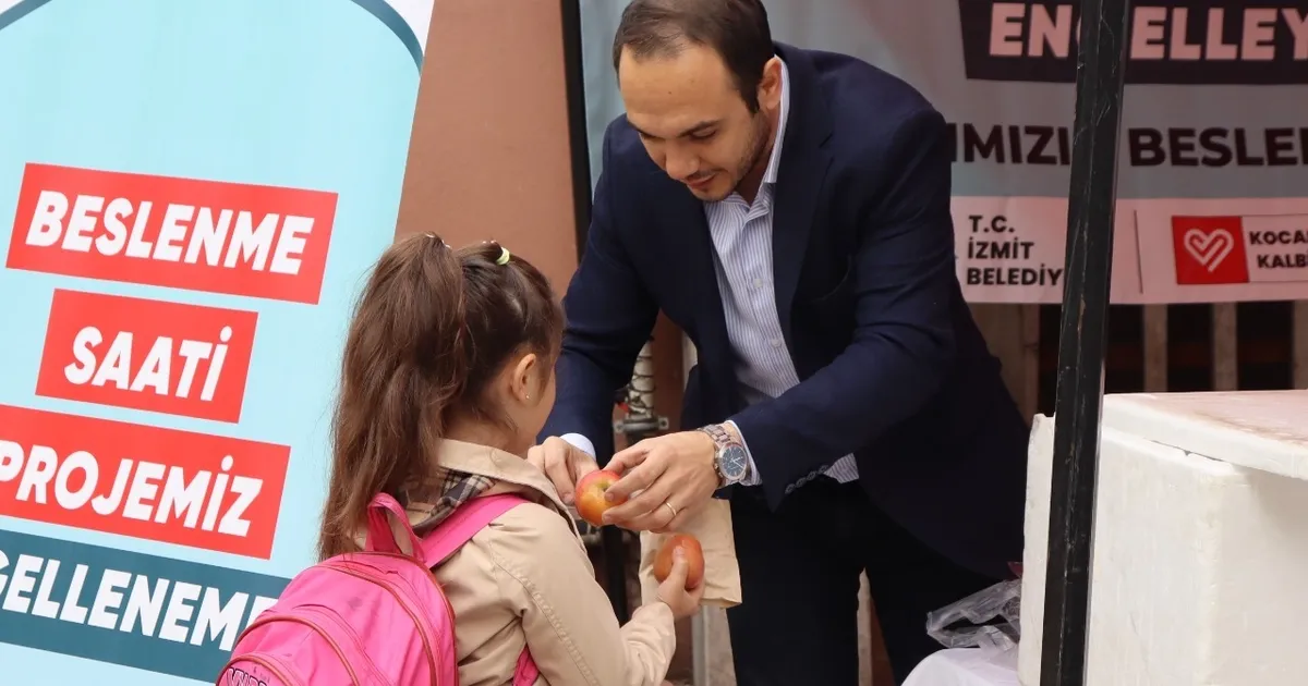 kocaeli-izmitte-minik-kalpler-beslenme-saatiyle-isindi-rODaN19J.webp