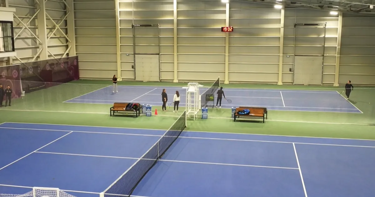 konya-karatayda-19-mayis-kapsaminda-odullu-tenis-turnuvasi-j3ilPieh.webp
