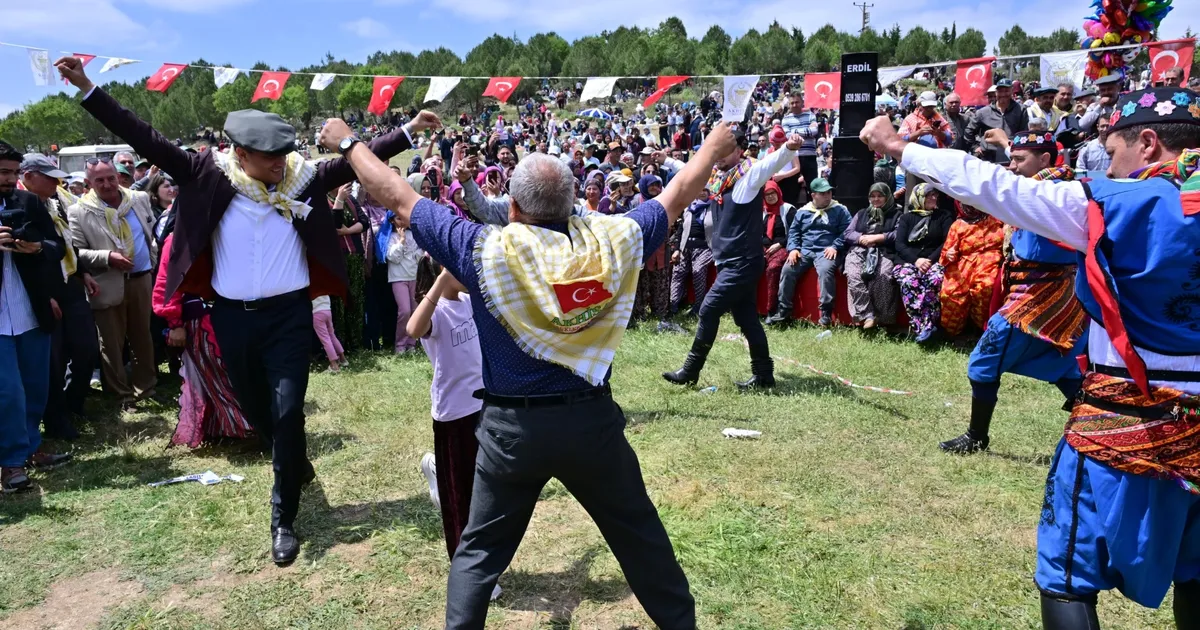manisa-akhisarda-yoruk-kulturu-yasatildi-Kj5nTeCM.webp