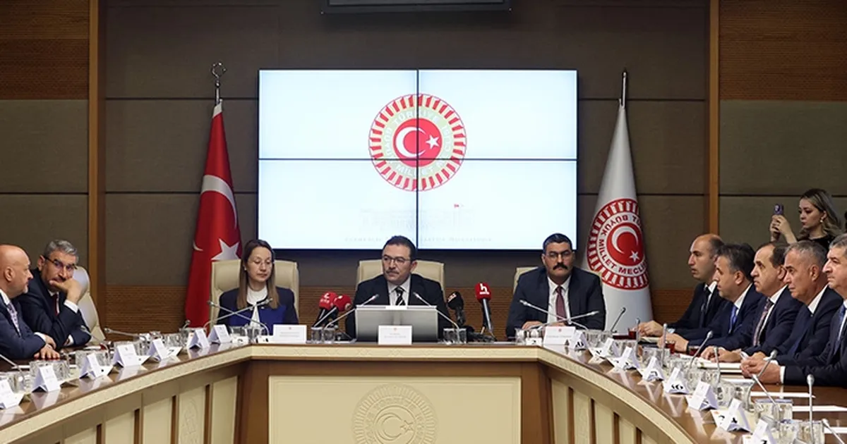 tbmm-komisyonu-kartalkaya-faciasi-icin-bolu-valisini-dinledi-ep2w38um.webp