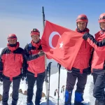Jandarma 186. yılını Erciyes'in zirvesinde kutladı
