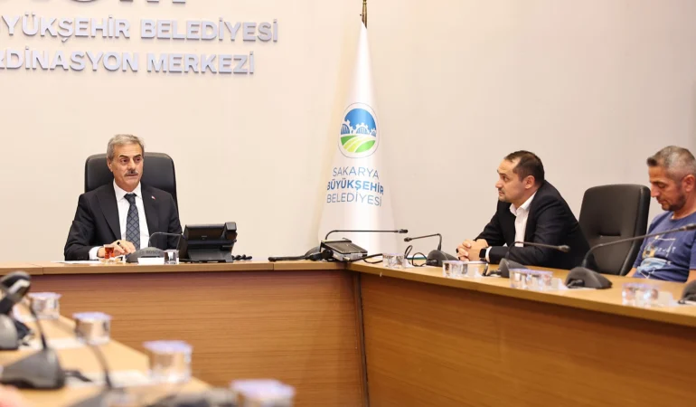 Sakarya'da Başkan Alemdar antrenörlerle buluştu