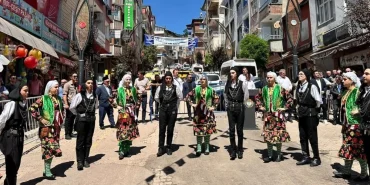Bin yıllık geleneğin güreşle buluştuğu festival başladı