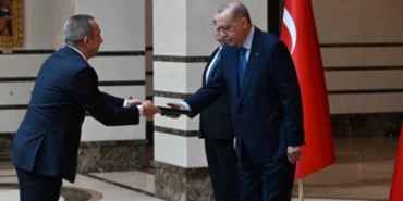 Büyükelçilerden Cumhurbaşkanı Erdoğan’a güven mektubu... Külliye'de diplomatik görüşmeler
