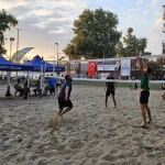 Kocaeli Gölcük'te kum üzerinde şenlikli turnuva başladı