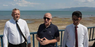 Prof. Dr. Özdağ: İznik Gölü'nü kaybetmek istemiyoruz